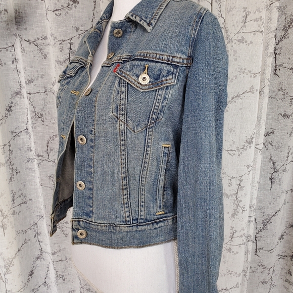 Levi's Denim Jacket - Picture 9 of 10
